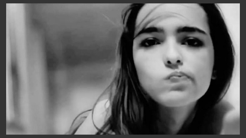 Un dato: Lucy Vives apoya distintas acciones feministas a través de las redes sociales.