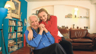 La mujer del actor confirmó que el actor se golpeó la cabeza.