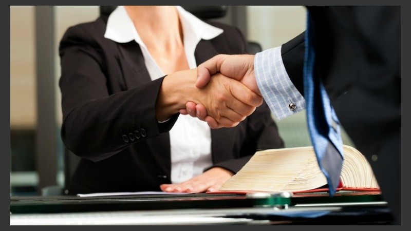 Los docentes-mediadores a cargo del mismo serán Diana Brustia y Mónica Maglianesi.