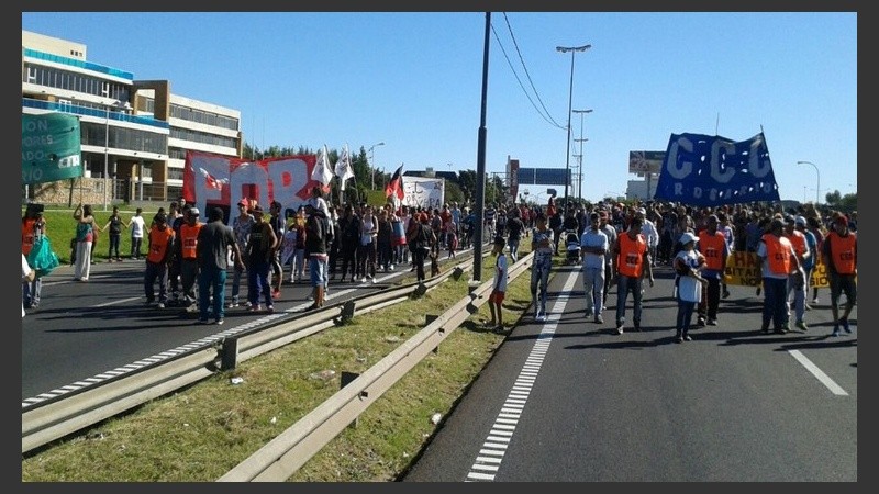 La situación en la autopista Rosario-Buenos Aires.