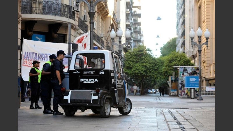 rosario, 06 de abril 2017, rosario3, paro general nacional, el centro luce desierto, Foto: Andres Macera.
