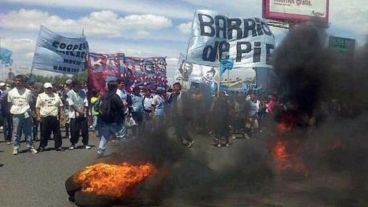 Las organizaciones sociales reclamaban mil pesos.