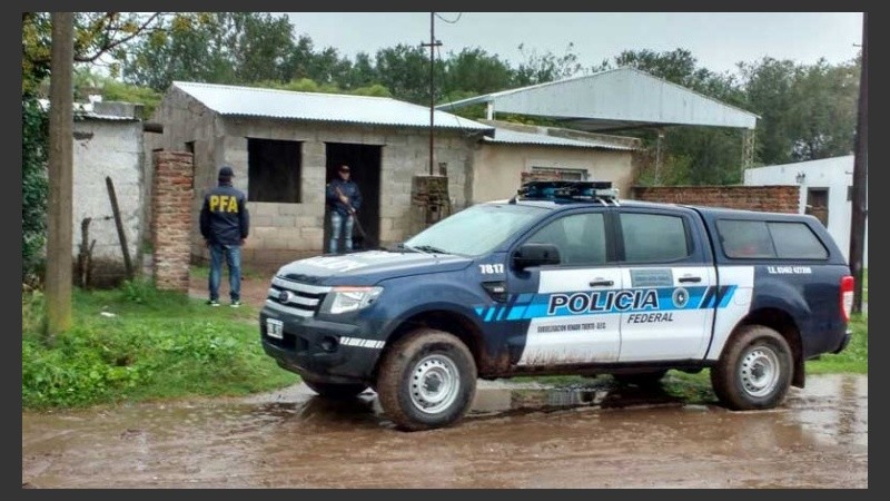 La Policía Federal allanó una vivienda ubicada en Jujuy al 600 y capturó a un hombre.