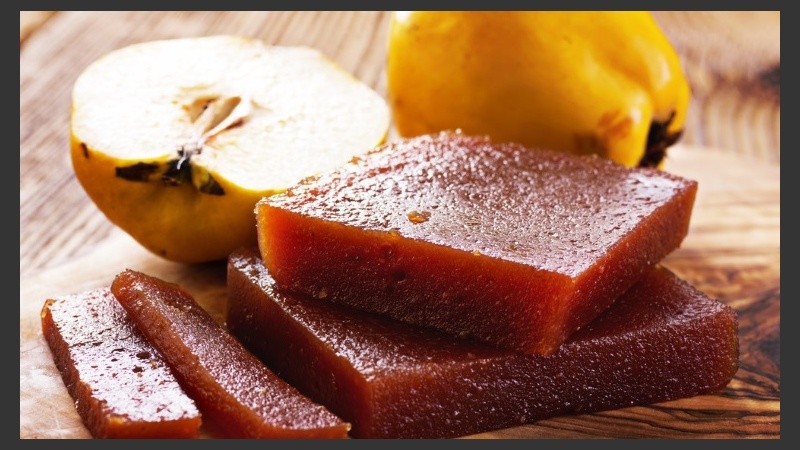 Una porción de 40 g de dulce de membrillo aporta 148 miligramos de polifenoles.