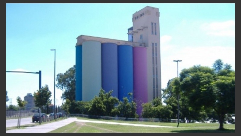 La primera vez que los silos fueron pintados se veían así.