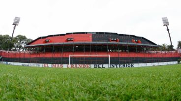 El Coloso debe abrir el domingo. El paro pone el juego en duda.