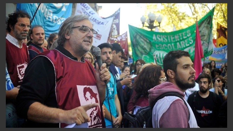 Imágenes de la marcha docente de este martes.