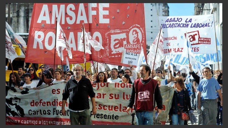 Imágenes de la marcha docente de este martes. 