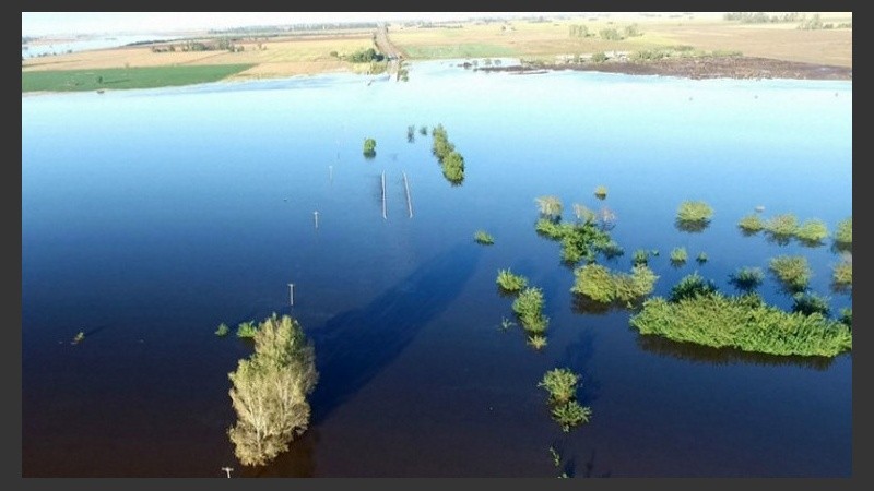 Vista aérea del noroeste bonaerense tras las intensas lluvias.