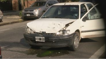 Choque múltiple de autos en Pellegrini al 3800.