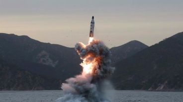 Crece la tensión por el peligro de un enfrentamiento nuclear.