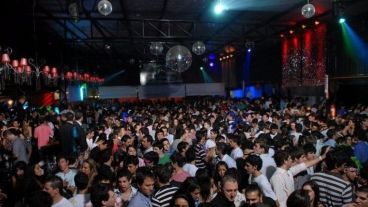 El boliche donde se realizó la fiesta.