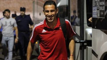 Maxi viajará en avión.