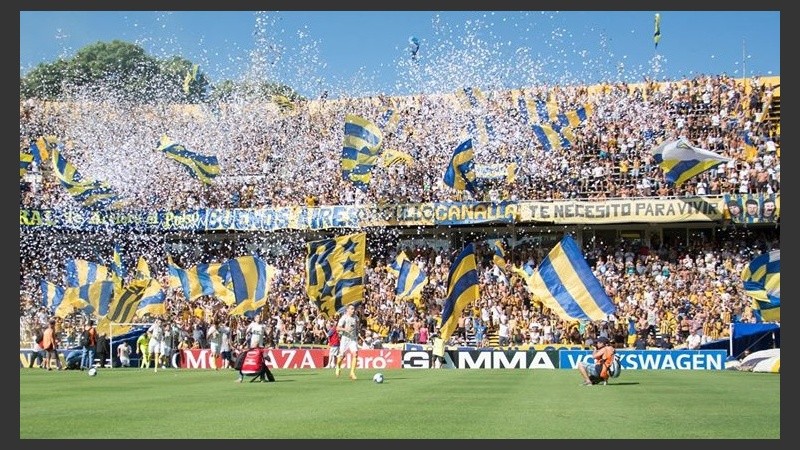 Los hinchas ya pueden comprar paquetes de entrada y viaje.