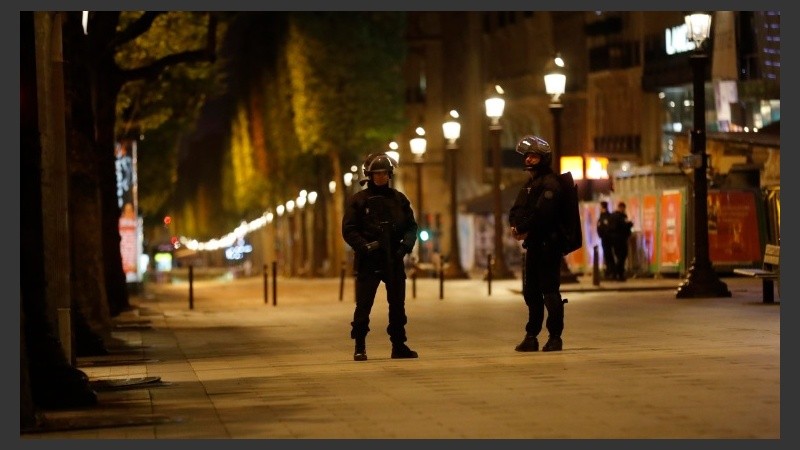 En la zona se montó un fuerte operativo tras el ataque.