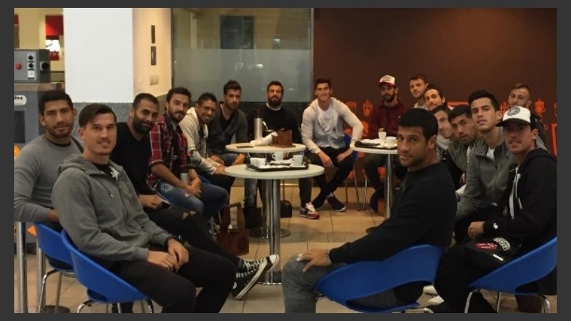 El plantel leproso con vestimenta propia