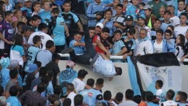 La foto que recorrió el mundo sobre lo ocurrido en Córdoba.