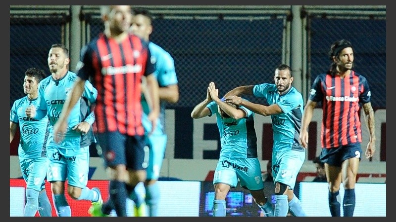 Una imagen del Gasómetro que lo dice todo. 