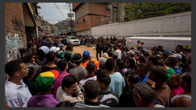 En un comunicado, la Fiscalía informó que una comisión investigará estos hechos. Oficialismo y oposición se atribuyen responsabilidades.