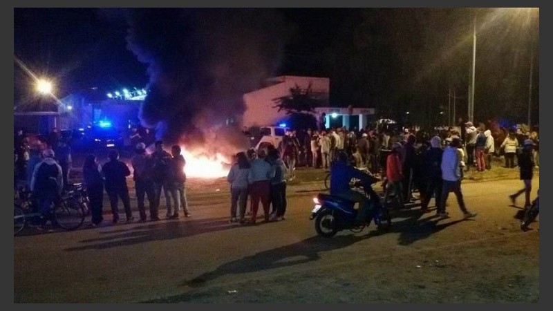 Vecinos de Pérez resistieron la liberación de los paraguayos. 