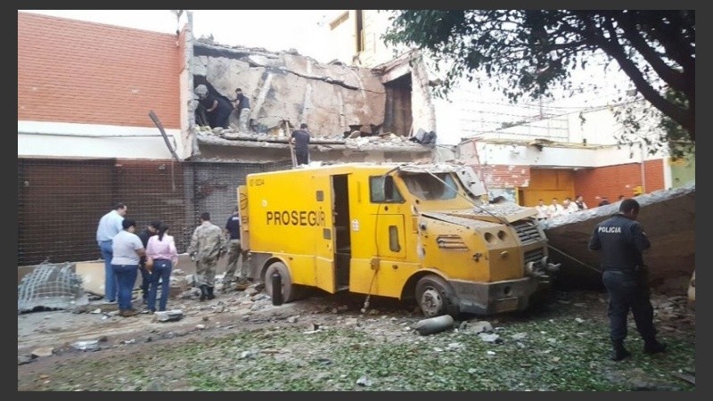 Los delincuentes armaron una escena de guerra.