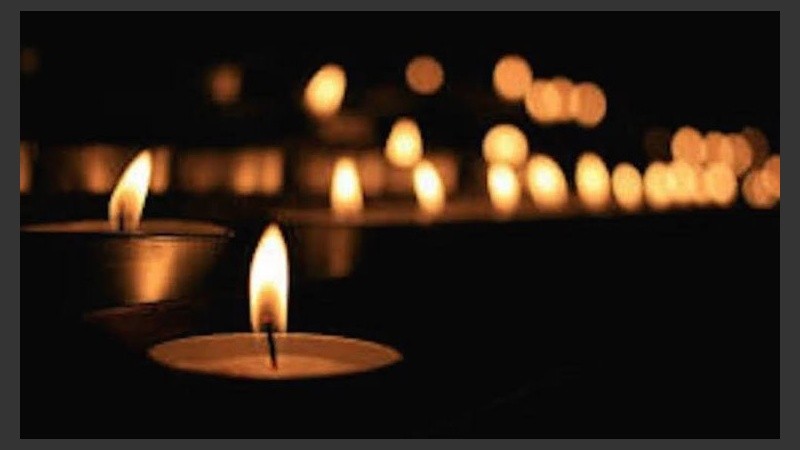 La iniciativa impulsa un servicio municipal de velatorios. 