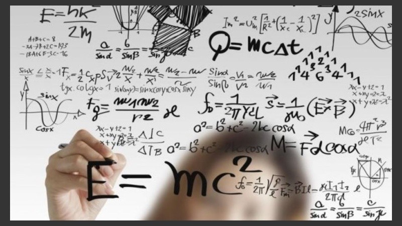 Se cursa en la Facultad de Ciencias Exactas, Ingeniería y Agrimensura de la UNR.