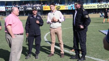 Pullaro en el estadio de Rafaela.