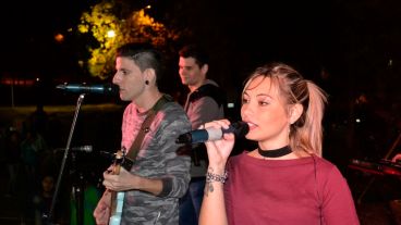 La jornada la cerró la banda Enero.