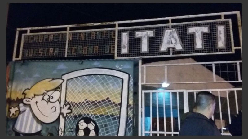 El club de fútbol infantil clausurado y desalojado.