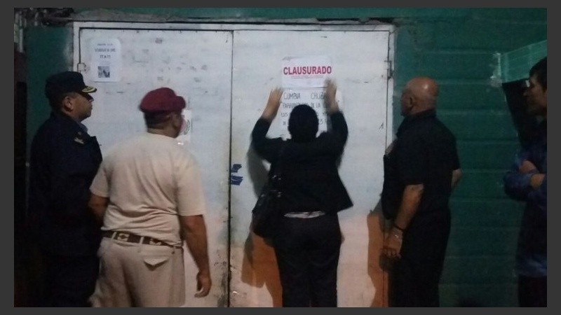 El momento de la nueva clausura de las instalaciones. 