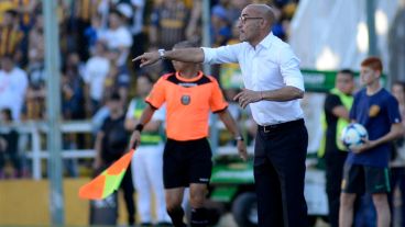 Montero vivió el partido con las pulsaciones a mil.