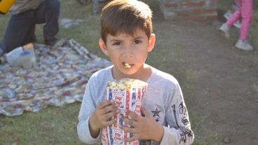 Cultura Más Vos visitó la localidad de Bustinza.