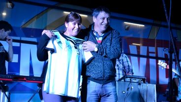 Mayra, la ganadora de la camiseta de la selección autografiada por Messi.