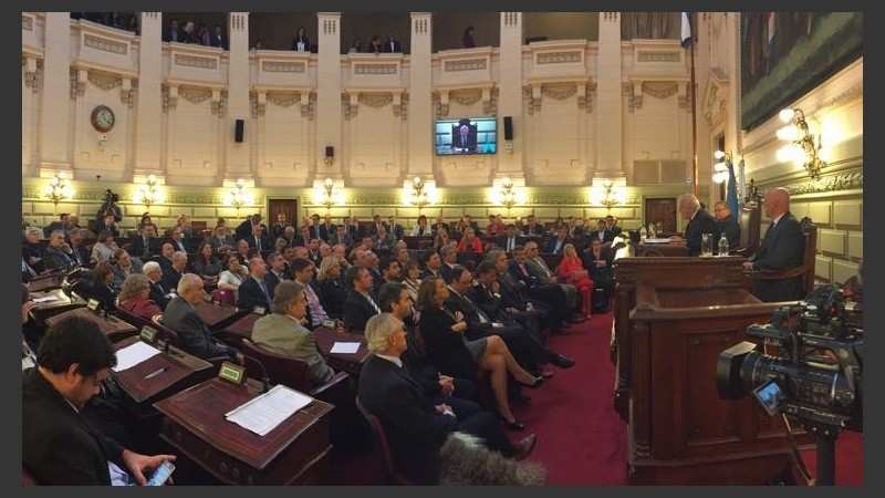 El mandatario inauguró el período de sesiones ordinarias de la Legislatura.