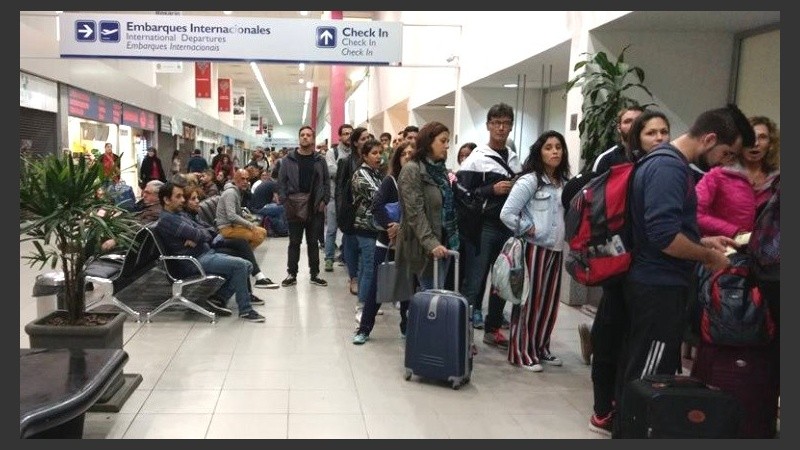 El problema habría sido al pasar por Migraciones.