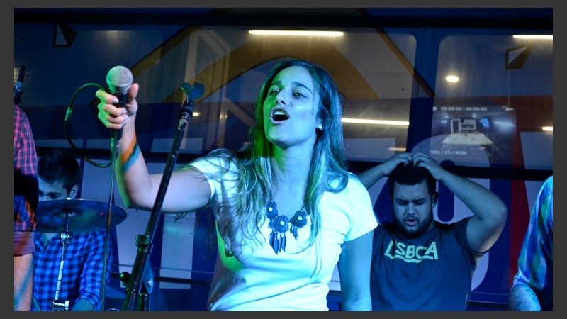 La jornada concluyó con un recital de la banda Naoma.