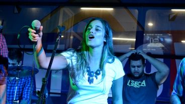 La jornada concluyó con un recital de la banda Naoma.