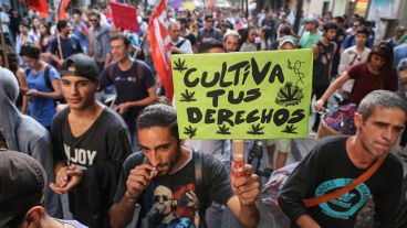 Pegó fuerte. Buena concurrencia en la calles de la ciudad. (Alan Monzón/Rosario3.com)
