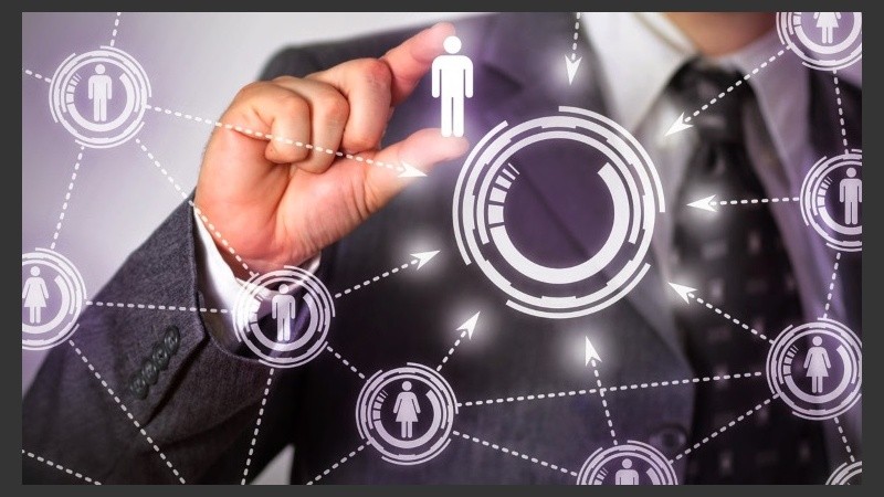 Este curso se dicta en el Campus Virtual de la UNR.