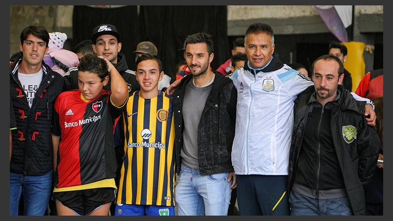 Imágenes del encuentro de este jueves en el club Suderland. 