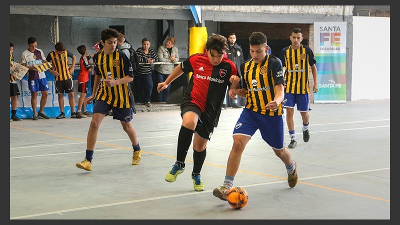 Imágenes del encuentro de este jueves en el club Suderland. 
