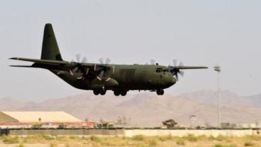 Un Hércules voló dos veces entre Mount Pleasant y el aeropuerto de San Pablo,