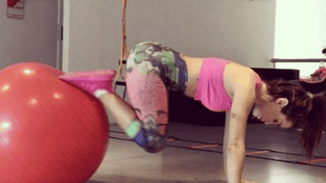 La cantante pop entrena duro para mantener su figura.