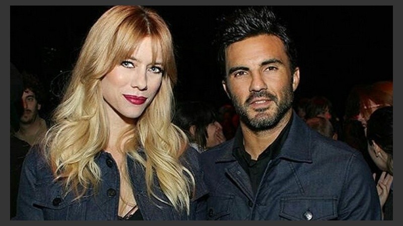 Fotografiaron a la modelo y al fútbolista juntos. 