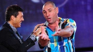 Tinelli emitió un comunicado en Twitter sobre la expulsión de La Mole Moli.