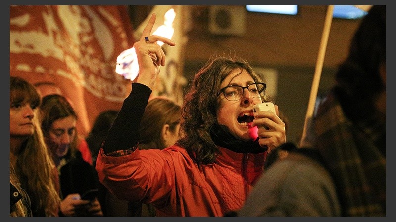 Movilización con cánticos contra la impunidad.