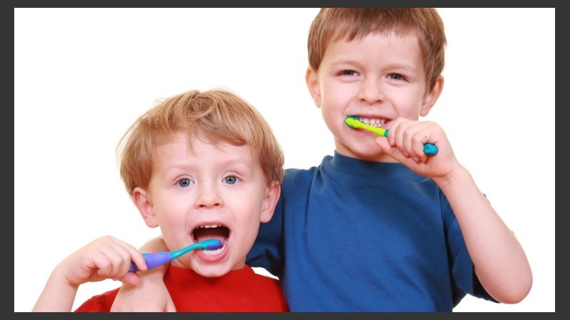 Se llevará a cabo en tres jornadas con entrega de material didáctico y certificación expedida por la Confederación Odontológica de la República Argentina.