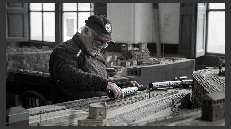 Pasión en miniatura. En la estación Central Córdoba se practica el ferromodelismo. (Alan Monzón/Rosario3.com) 