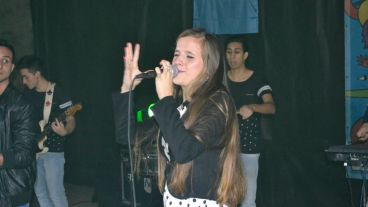 La banda The Clones cerró la jornada.